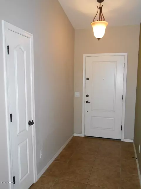 2530 E Barbed Wire Pass, Phoenix, AZ 85024 photo 9