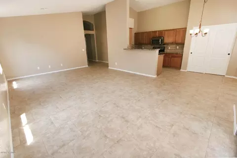 1629 E Desert Ln, Phoenix, AZ 85042 photo 8