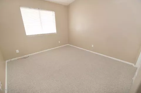 1629 E Desert Ln, Phoenix, AZ 85042 photo 18