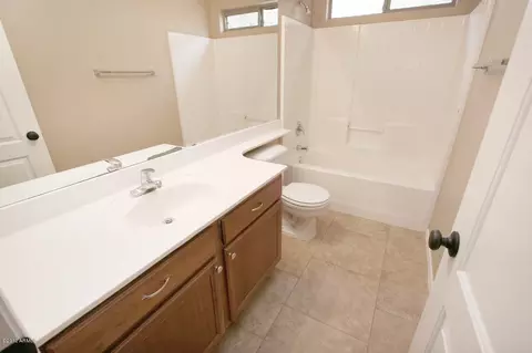 1629 E Desert Ln, Phoenix, AZ 85042 photo 19