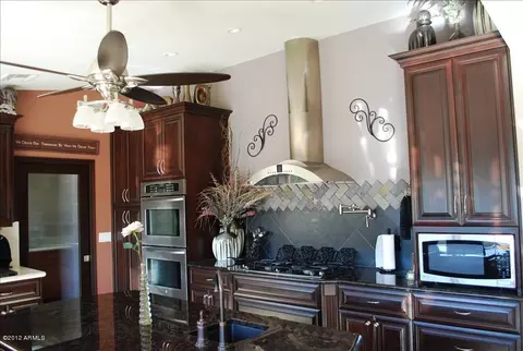2041 E Hermosa Dr, Tempe, AZ 85282 photo 1