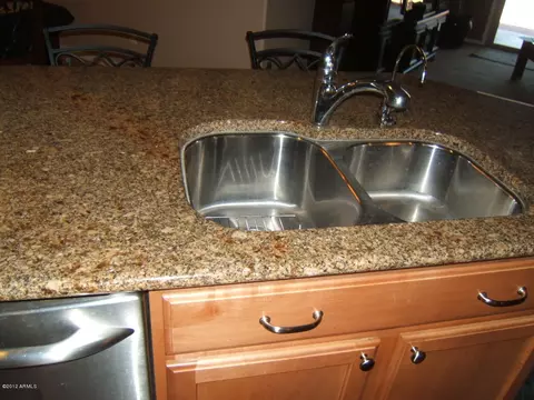 10862 E Sonrisa Ave, Mesa, AZ 85212 photo 2