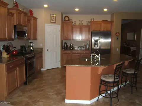 10862 E Sonrisa Ave, Mesa, AZ 85212 photo 3