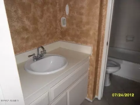 5525 E Thomas Rd #f15, Phoenix, AZ 85018 photo 14