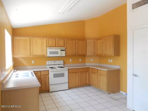 1938 S Stardust Dr, Apache Junction, AZ 85120 photo 3