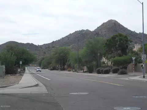 2909 E Voltaire Ave, Phoenix, AZ 85032 photo 4