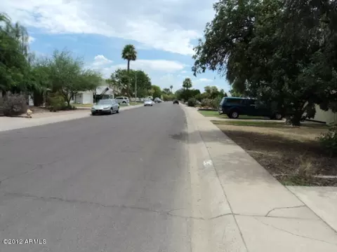 931 E Broadmor Dr, Tempe, AZ 85282 photo 24