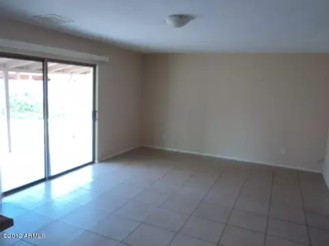 931 E Broadmor Dr, Tempe, AZ 85282 photo 7