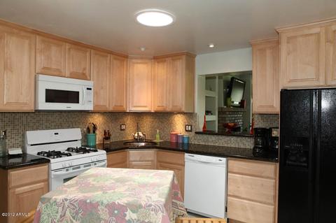4241 E Piccadilly Rd, Phoenix, AZ 85018 photo 3