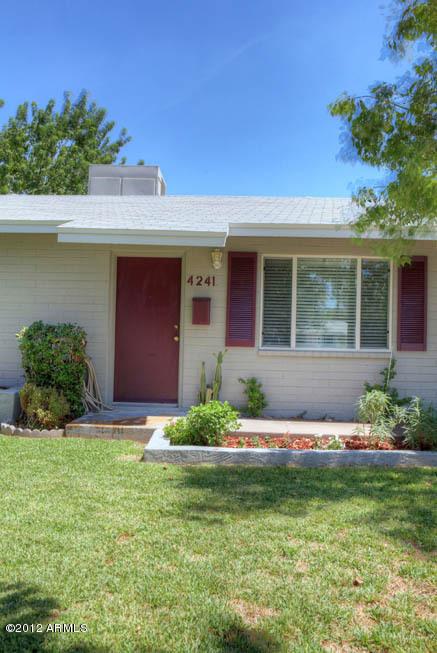 4241 E Piccadilly Rd, Phoenix, AZ 85018 photo 2