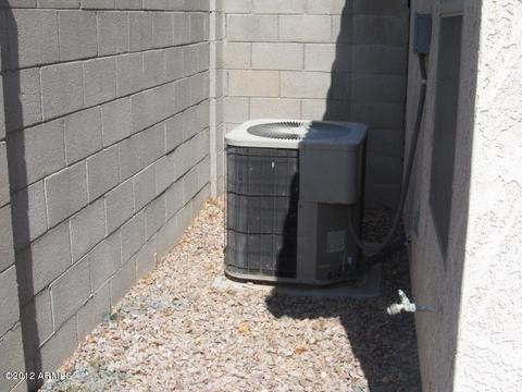 2514 N 108th Dr, Avondale, AZ 85392 photo 4