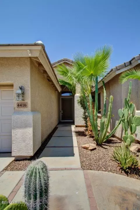 4416 E Palmdale Ln, Gilbert, AZ 85298 photo 4