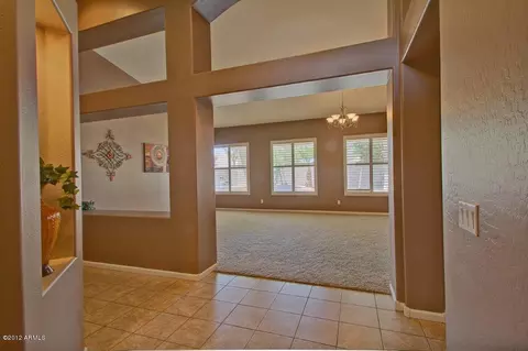 4416 E Palmdale Ln, Gilbert, AZ 85298 photo 5