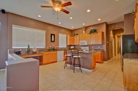 4416 E Palmdale Ln, Gilbert, AZ 85298 photo 11