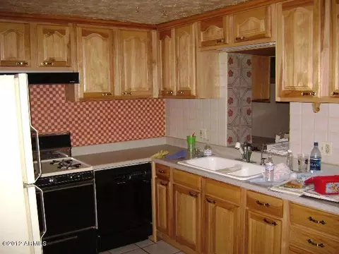 1033 E Clarendon Ave, Phoenix, AZ 85014 photo 2