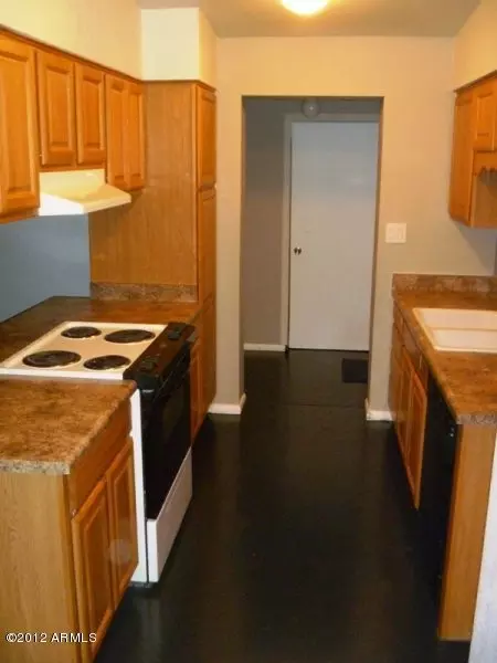 1742 E Campus Dr, Tempe, AZ 85282 photo 9