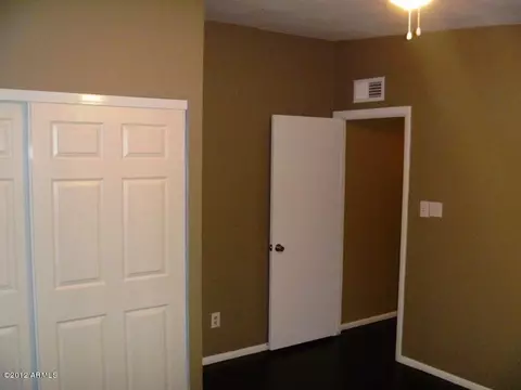 1742 E Campus Dr, Tempe, AZ 85282 photo 4