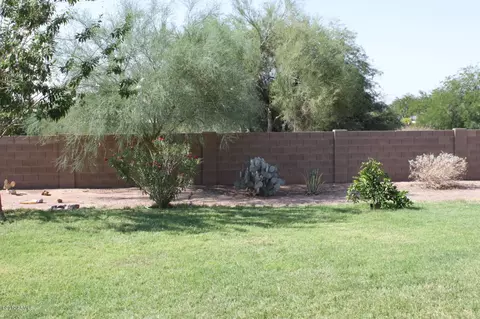325 E 13th Ave E, Apache Junction, AZ 85119 photo 9