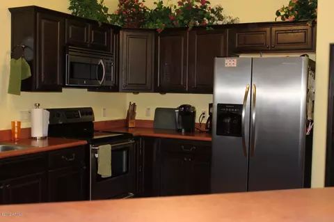 325 E 13th Ave E, Apache Junction, AZ 85119 photo 4