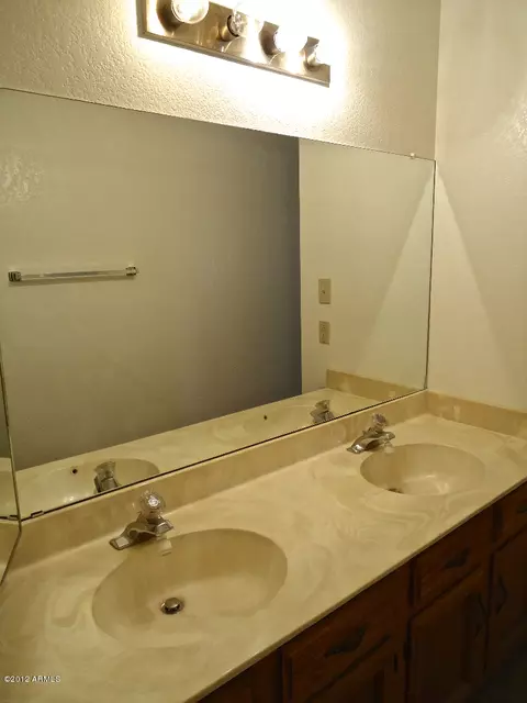 2530 W Knowles Ave, Mesa, AZ 85202 photo 17