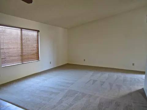 2530 W Knowles Ave, Mesa, AZ 85202 photo 4