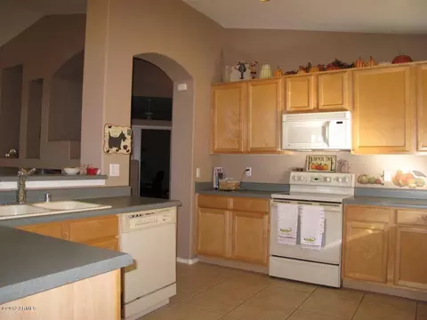 10245 E Osage Ave, Mesa, AZ 85212 photo 5