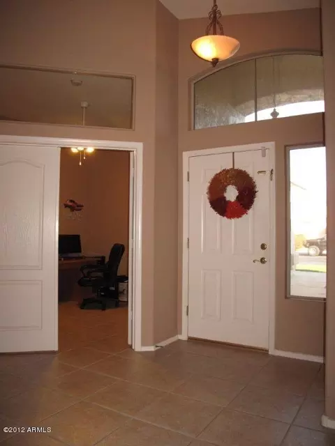 10245 E Osage Ave, Mesa, AZ 85212 photo 2
