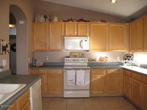 10245 E Osage Ave, Mesa, AZ 85212 photo 4