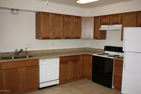 4916 E Magic Stone Dr, Phoenix, AZ 85044 photo 7