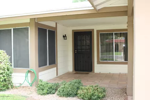 4916 E Magic Stone Dr, Phoenix, AZ 85044 photo 3