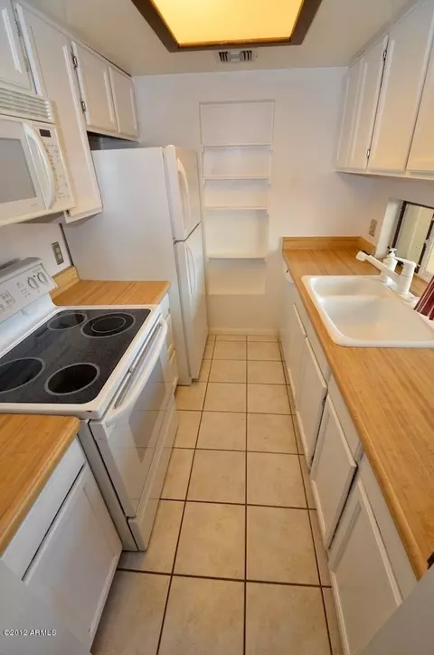 1449 E Highland Ave #5, Phoenix, AZ 85014 photo 7