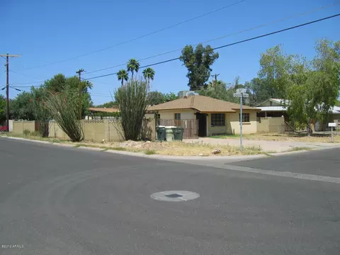 3902 E Cheery Lynn Rd, Phoenix, AZ 85018 photo 2