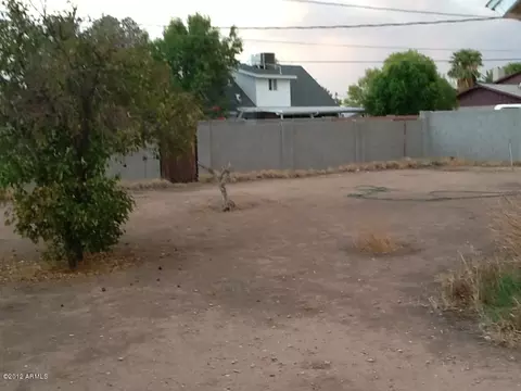 110 E Riviera Dr, Tempe, AZ 85282 photo 2