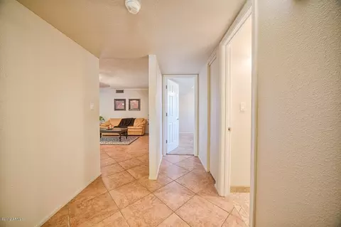 2121 E Greenway Dr, Tempe, AZ 85282 photo 17