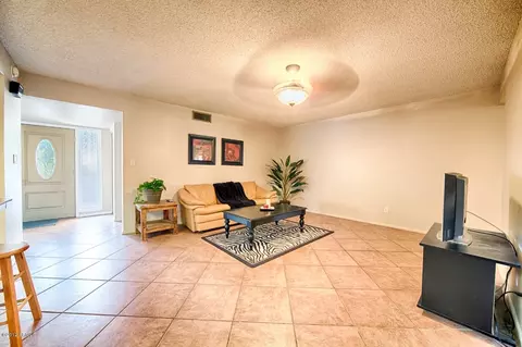 2121 E Greenway Dr, Tempe, AZ 85282 photo 11
