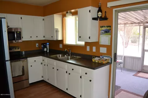 531 S Copper Dr, Apache Junction, AZ 85120 photo 6