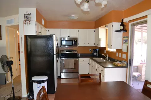 531 S Copper Dr, Apache Junction, AZ 85120 photo 9