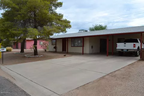 531 S Copper Dr, Apache Junction, AZ 85120 photo 2