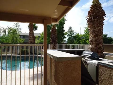 2064 S Constellation Ct, Gilbert, AZ 85295 photo 9