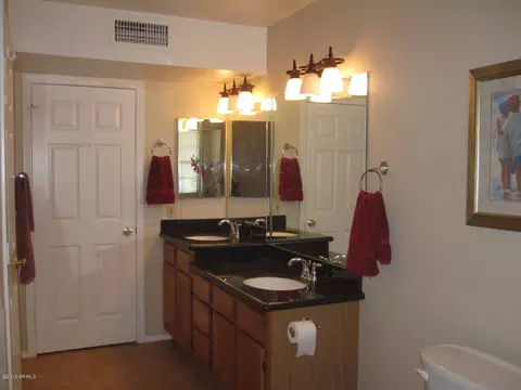 1952 E Rosemonte Dr, Phoenix, AZ 85024 photo 7