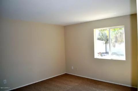 3919 E Laurel Ln, Phoenix, AZ 85028 photo 23