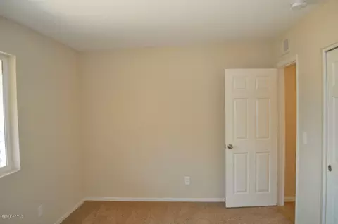 3919 E Laurel Ln, Phoenix, AZ 85028 photo 25