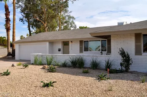 3919 E Laurel Ln, Phoenix, AZ 85028 photo 3