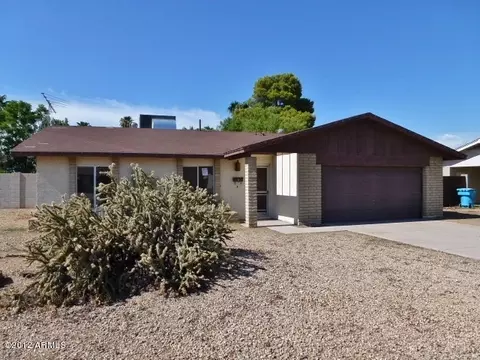 2822 E Larkspur Dr, Phoenix, AZ 85032 photo 2