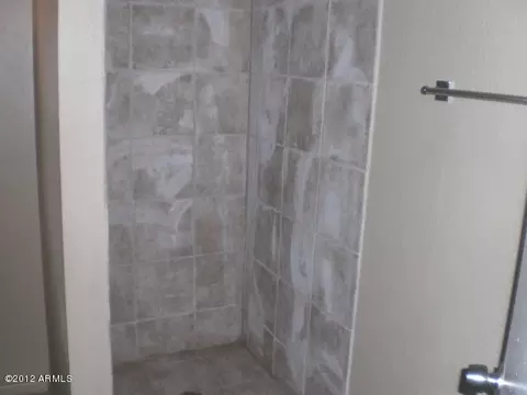 2215 E Coghlan Pl, Phoenix, AZ 85028 photo 15