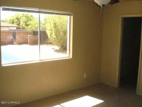 2215 E Coghlan Pl, Phoenix, AZ 85028 photo 24