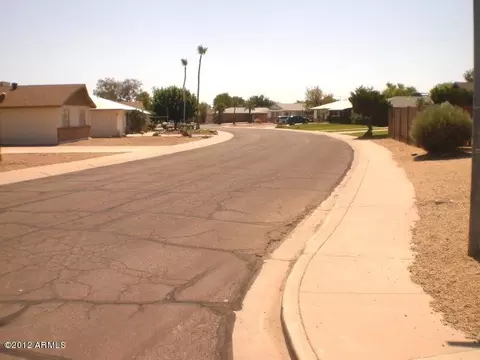 2215 E Coghlan Pl, Phoenix, AZ 85028 photo 36