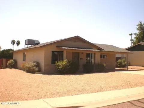 2215 E Coghlan Pl, Phoenix, AZ 85028 photo 5