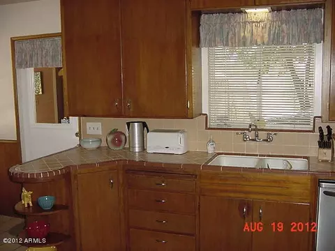 4201 E Catalina Dr, Phoenix, AZ 85018 photo 12