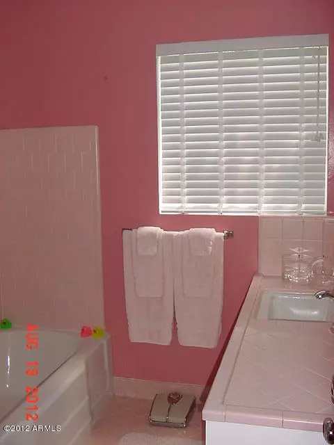 4201 E Catalina Dr, Phoenix, AZ 85018 photo 25